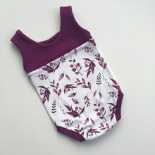 Last inn bildet i Galleri-visningsprogrammet, Knøttedrakt str 62 - håndlaget